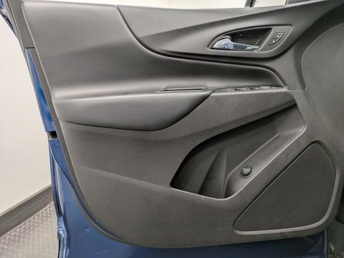 Used 2019 Chevrolet Equinox LT AWD/4WD image 8