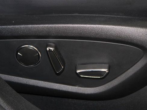 Used 2021 Lincoln Nautilus Reserve w/ Equipment Group 201A image 28