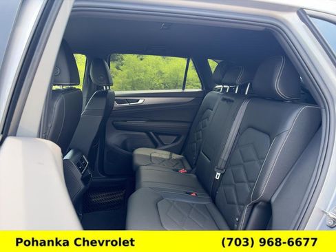 Used 2026 Volkswagen Atlas Cross Sport SE AWD/4WD image 22