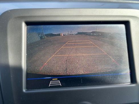 Used 2021 Chevrolet Equinox LT image 28