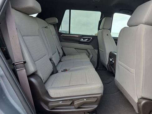 Used 2022 GMC Yukon SLE image 19