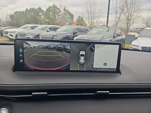 Used 2025 Genesis GV70 3.5T Sport w/ Sport Advanced Package image 30