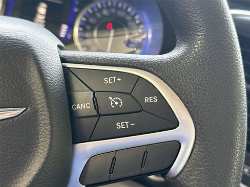 Used 2016 Chrysler 200 Limited FWD image 24