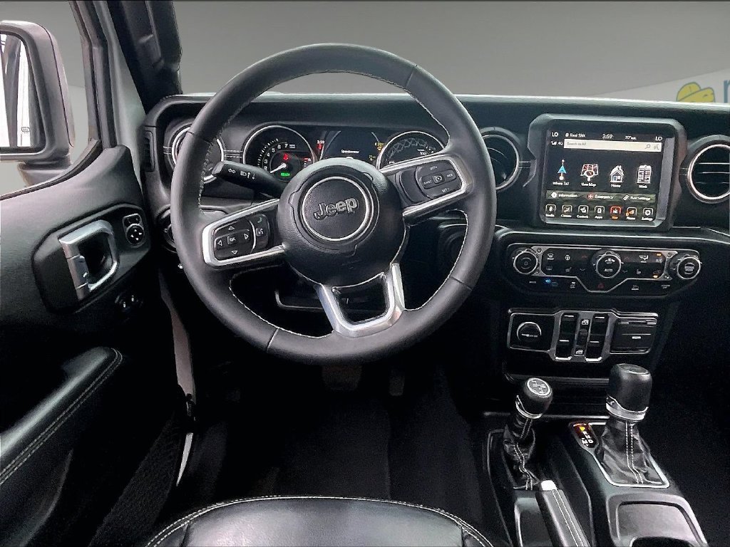 Used 2023 Jeep Wrangler Unlimited Sahara w/ Cold Weather Group AWD/4WD image 17