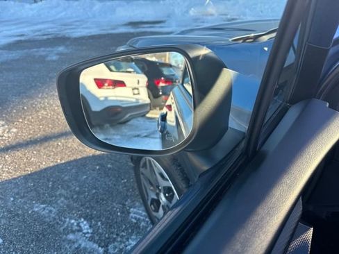 Used 2022 Subaru Forester Premium image 14