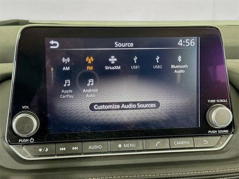 Used 2024 Nissan Rogue SV image 40