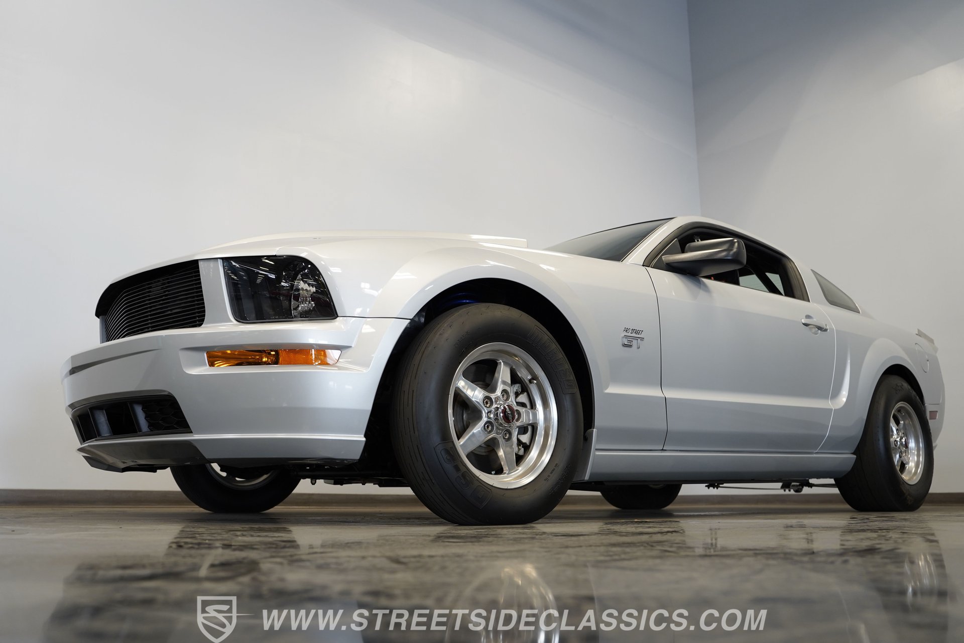 Used 2006 Ford Mustang GT RWD image 21