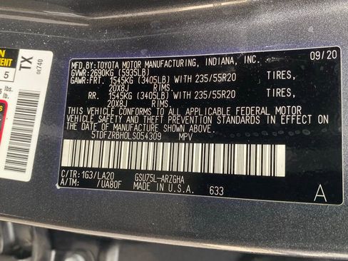 Used 2020 Toyota Highlander Platinum image 23