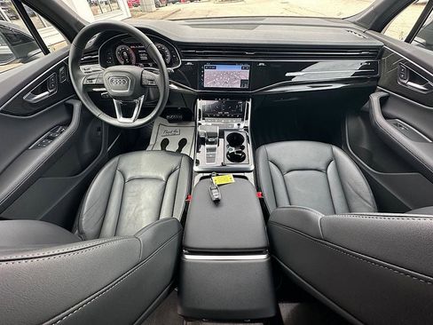 Used 2025 Audi Q7 3.0T Premium Plus AWD/4WD image 19