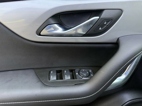 Used 2024 Chevrolet Blazer LT w/ Convenience Package image 12