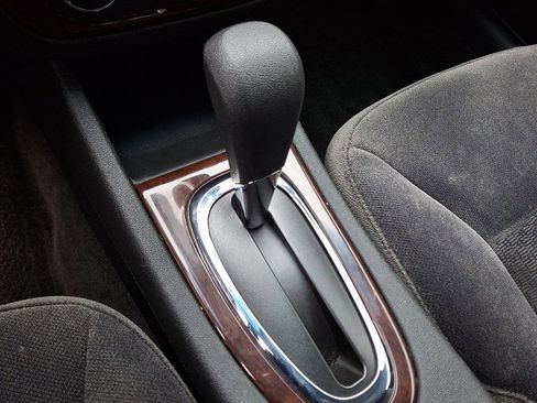 Used 2011 Chevrolet Impala LS image 16