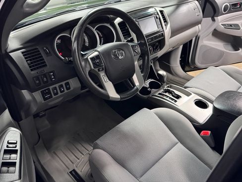 Used 2014 Toyota Tacoma 4x4 Double Cab w/ TRD Off-Road Package image 22
