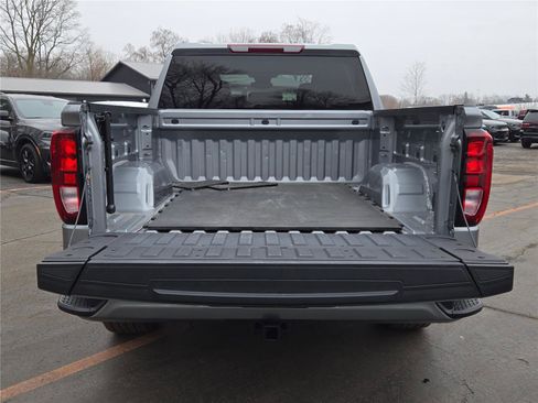 Used 2024 GMC Sierra 1500 Elevation AWD/4WD image 11