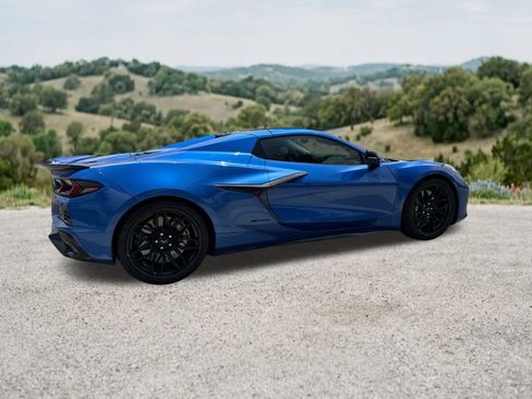Used 2023 Chevrolet Corvette Z06 RWD image 10