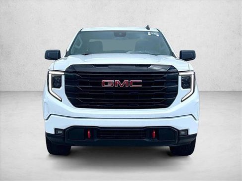 Used 2022 GMC Sierra 1500 Elevation RWD image 3
