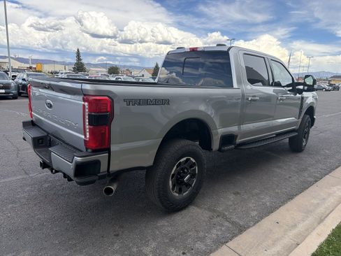 Used 2024 Ford F250 Lariat w/ Tremor Off-Road Package AWD/4WD image 5