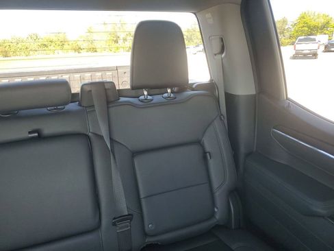 Used 2023 GMC Sierra 1500 SLT w/ X31 Off-Road Package image 14