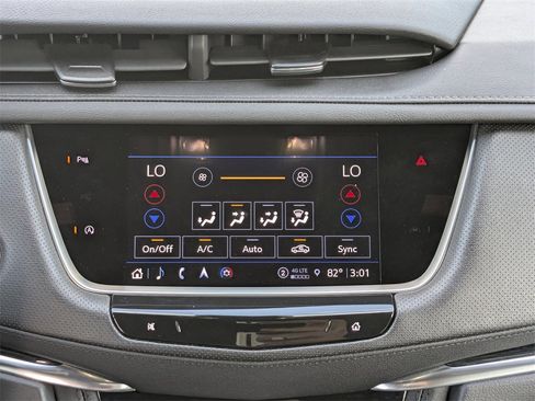 Certified 2025 Cadillac XT5 Premium Luxury image 21