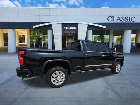 Used 2024 Chevrolet Silverado 2500 High Country AWD/4WD image 8