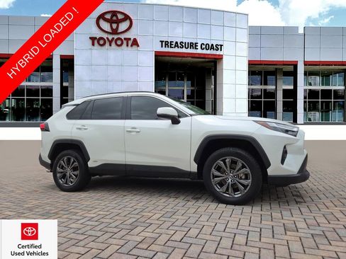 Used 2022 Toyota RAV4 XLE Premium AWD/4WD image 1