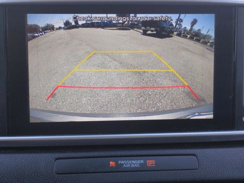 Used 2020 Kia Sportage LX image 17