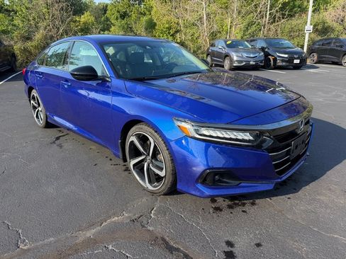 Used 2021 Honda Accord Sport Special Edition image 4