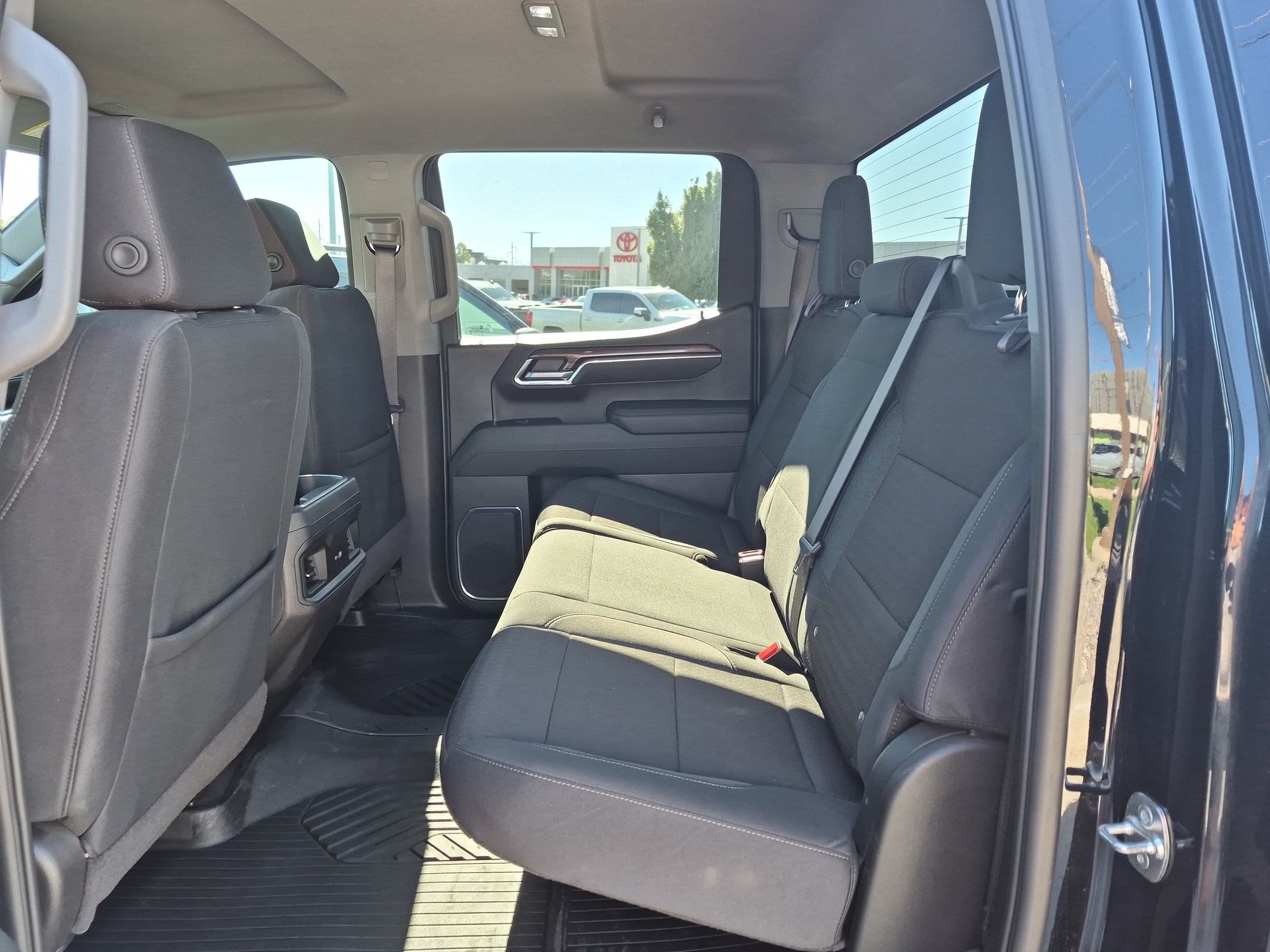 Used 2025 Chevrolet Silverado 1500 LT Trail Boss w/ Protection Package AWD/4WD image 29