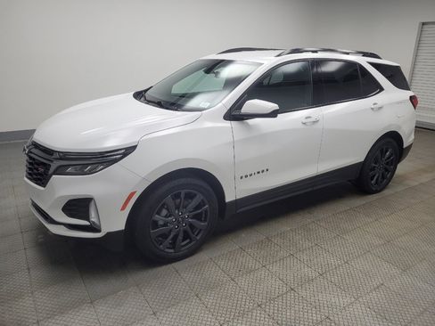 Used 2022 Chevrolet Equinox RS image 2