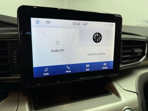 Certified 2022 Ford Explorer XLT w/ Equipment Group 202A image 32