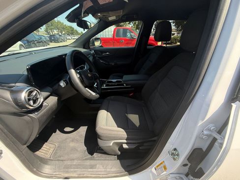 Used 2025 Chevrolet Equinox LT FWD image 25