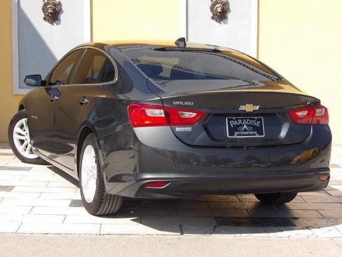 Used 2017 Chevrolet Malibu LT w/ Leather Package image 7