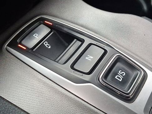 Used 2023 Honda Ridgeline Sport image 15