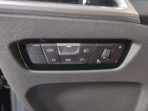 Used 2026 BMW 330i xDrive Sedan w/ Premium Package image 27