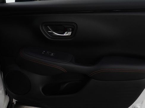 Used 2024 Honda HR-V Sport image 9