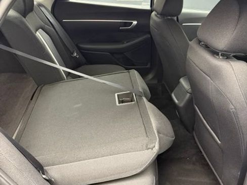 Used 2021 Hyundai Sonata SE w/ Preferred Accessory Package FWD image 56