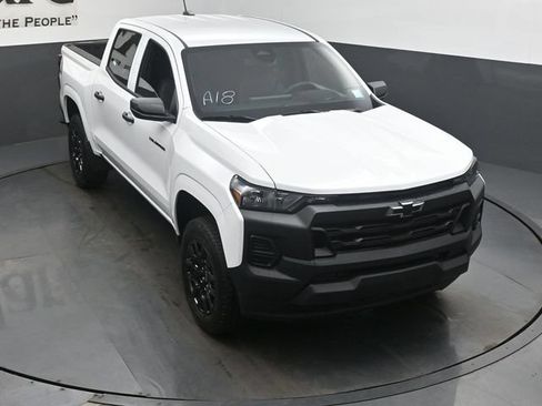 New 2026 Chevrolet Colorado W/T w/ WT Custom Package AWD/4WD image 25