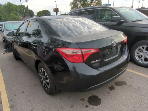 Used 2018 Toyota Corolla LE w/ Carpet Mat Package (TMS) FWD image 4