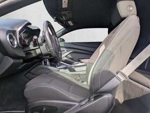 Used 2019 Chevrolet Camaro SS image 15