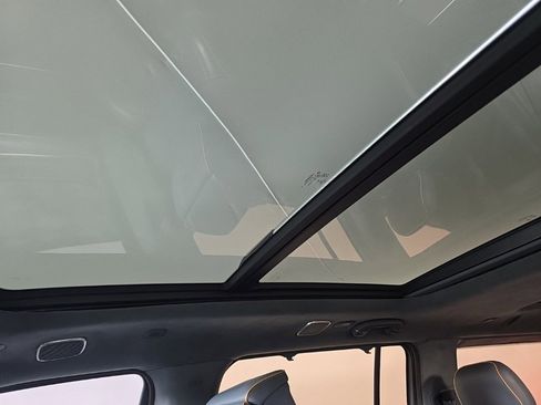 Used 2022 Jeep Grand Wagoneer Series III image 33