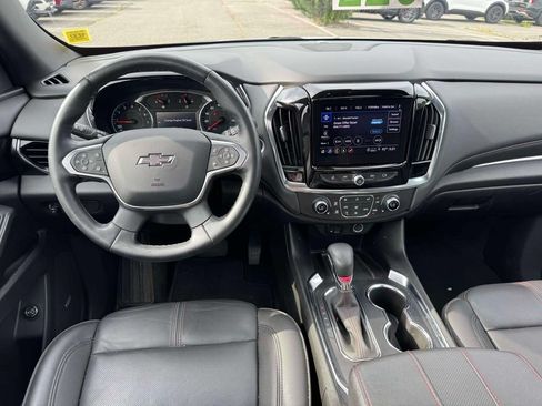 Used 2023 Chevrolet Traverse RS AWD/4WD image 20
