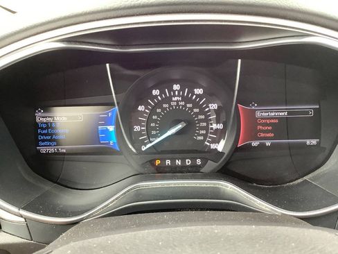 Used 2016 Ford Fusion SE FWD image 40