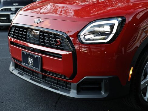 Used 2025 MINI Cooper Countryman S w/ Comfort Package Max image 12