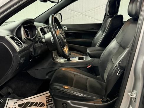 Used 2015 Jeep Grand Cherokee Altitude AWD/4WD image 14