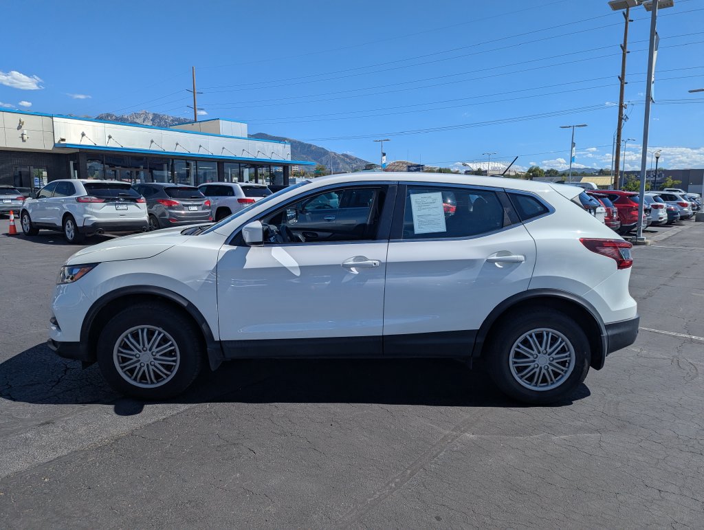 Used 2020 Nissan Rogue Sport S FWD image 8