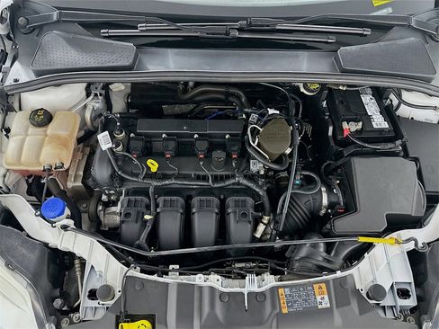 Used 2014 Ford Focus SE image 31