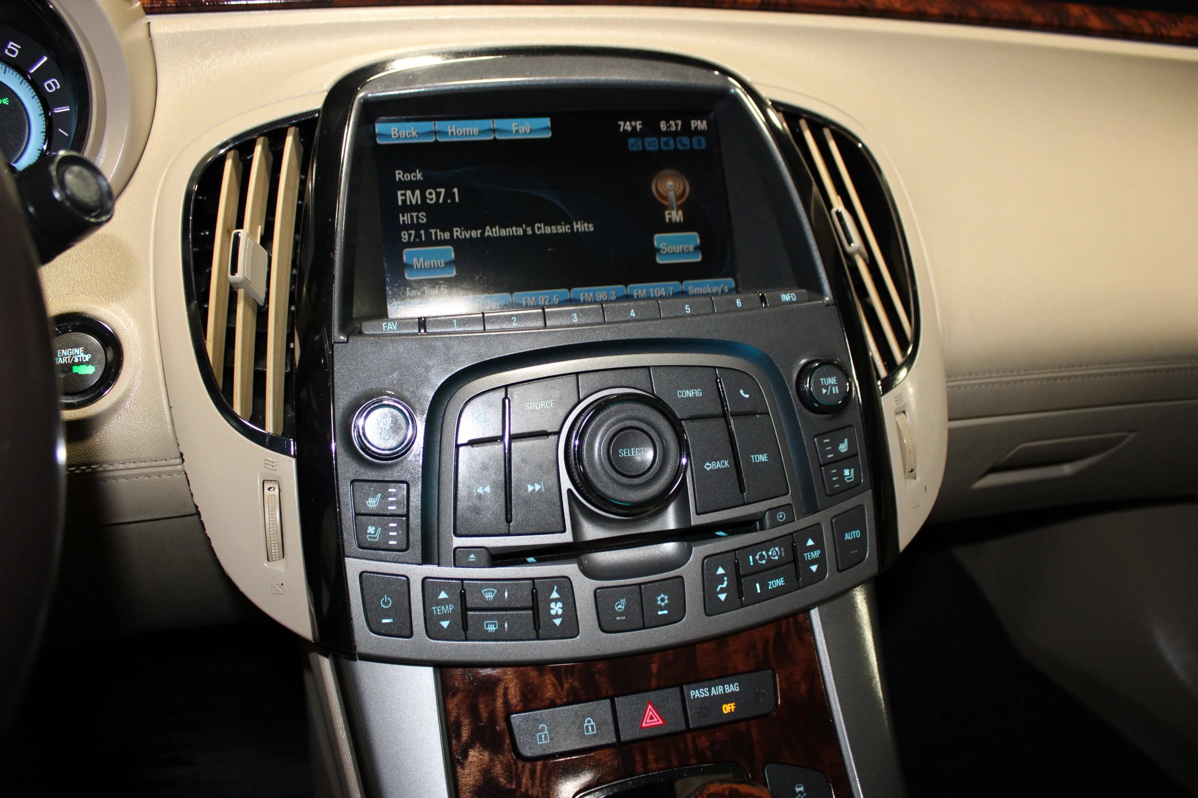 Used 2012 Buick LaCrosse Premium FWD image 15