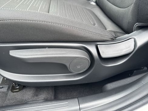 Used 2026 Hyundai Santa Cruz SE image 14