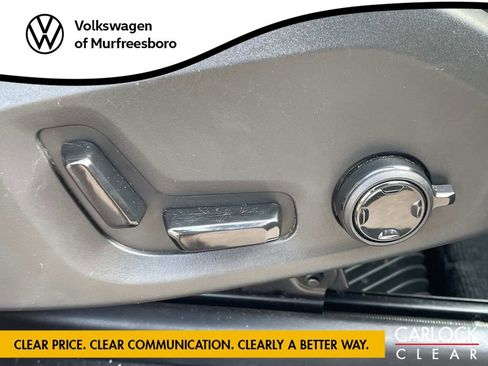 Used 2021 Volvo XC90 T6 R-Design w/ Advanced Package image 40