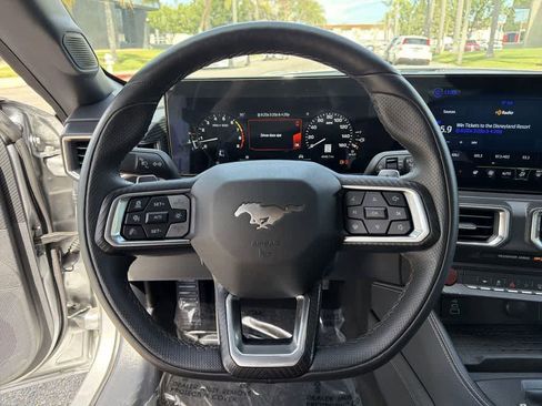 Used 2024 Ford Mustang GT Premium image 12
