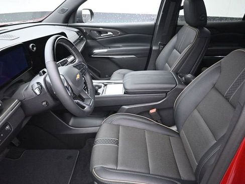 New 2026 Chevrolet Traverse High Country w/ LPO, Floor Liner Package FWD image 16
